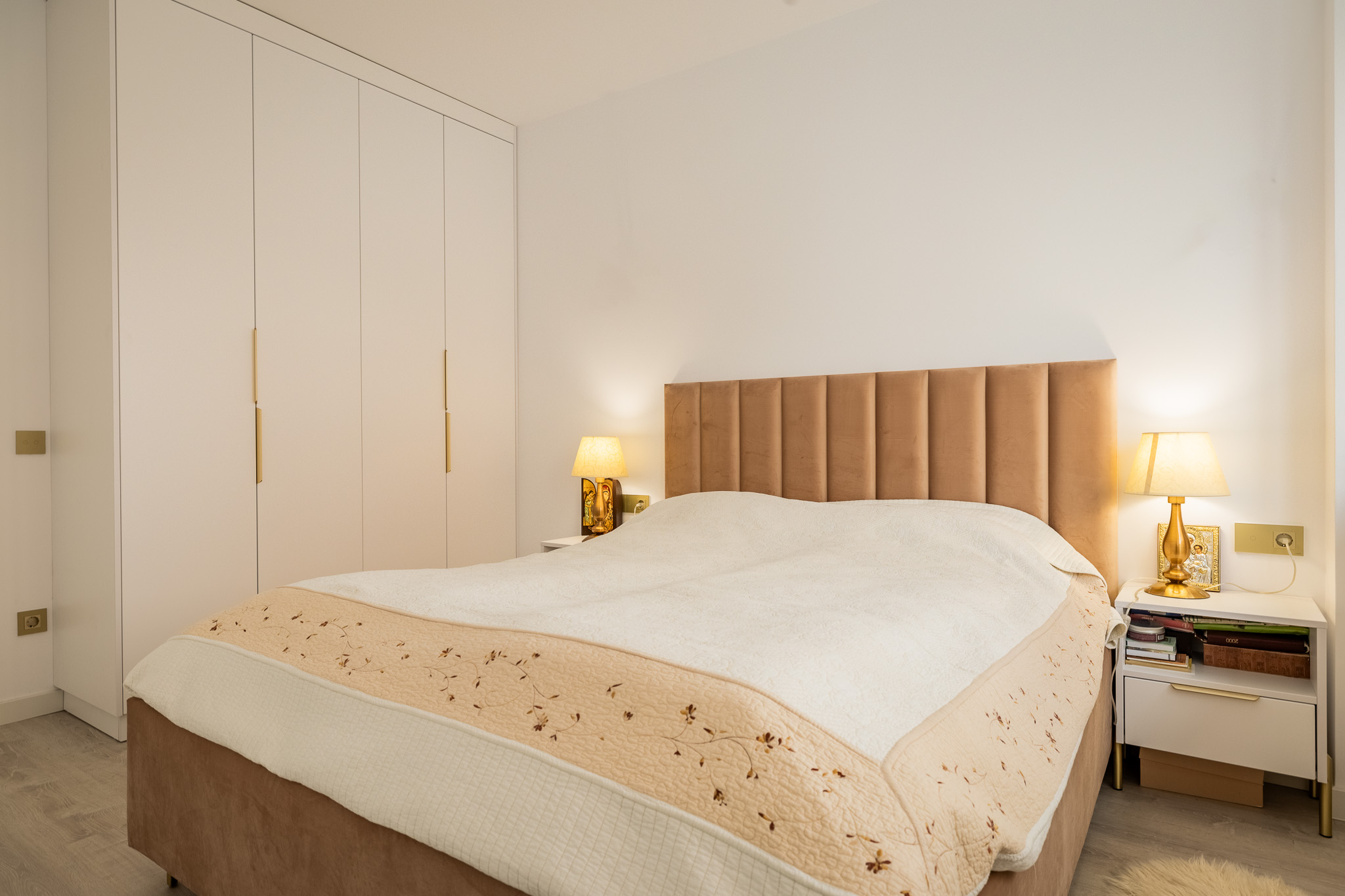 mobila personalizata apartament